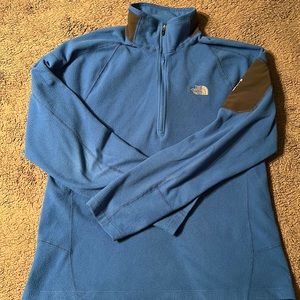 Men’s Lightweight North Face Pullover